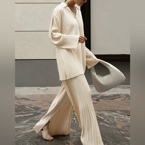 Commense Pleat Pockets 2 Piece Pant Set NWT